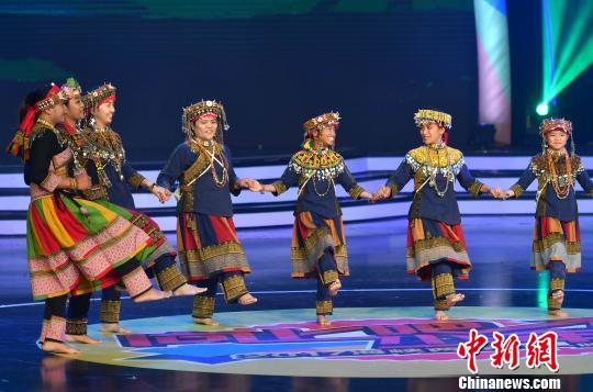 跨越海峡的友谊两岸青少年福州欢度“六一”